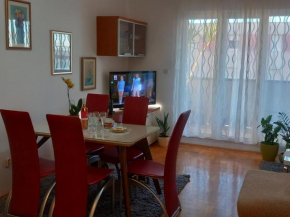 Apartment Harmony - pleasant and comfortable place with a balcony and a secured garage